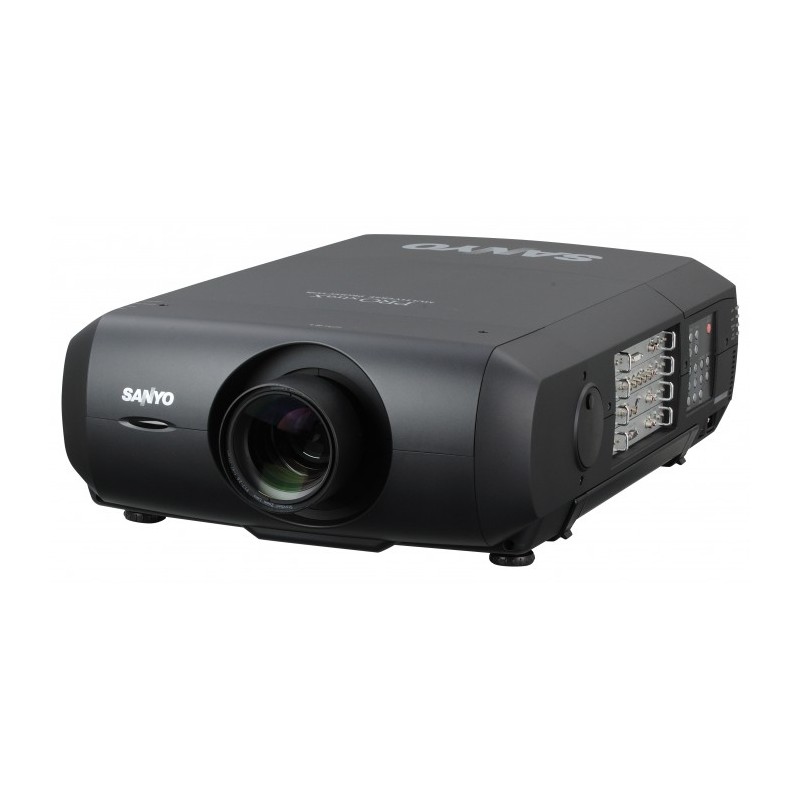 Location vidéo projecteur pro 15000 lumens a Toulouse Sanyo PLCXF47